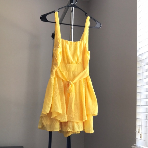 Dresses & Skirts - Sunny Yellow Casual Dress